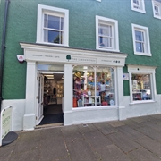 the linden tree retail - 1