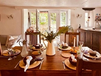a stunning 8 bed - 2
