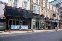 kent large open-plan pub - 1