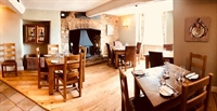 northeast cotswolds village pub - 3