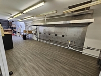 refurbished two-storey 1 500 - 1