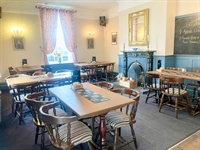 cambridgeshire country pub with - 3
