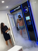 electric whole-body cryotherapy chamber - 1