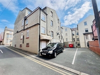 charming 15-bedroom en-suite hotel - 2