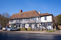 closed unique pub restaurant - 1