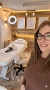 established skincare clinic fully - 1