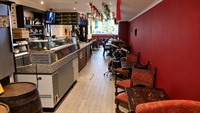 corner plot pizza restaurant - 2