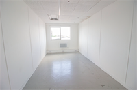 new rare freehold warehouse - 1