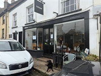 licensed restaurant with letting - 1