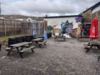 treorchy fifteen bedroom hotel - 3