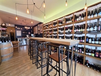 prime retail hospitality premises - 2