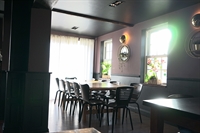 outstanding public house restaurant - 3