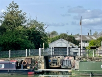 cambridgeshire idyllic riverside development - 1