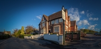 haresfield beacon railway hotel - 1