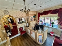 iconic beauty treatment clinic - 2