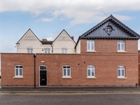 freehold hmo located long - 1