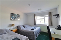 charming guest house elsenham - 2