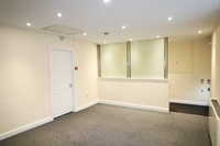 commercial property to rent - 2