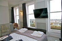 established 30 bedroom seafront - 3
