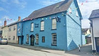 market town centre freehouse - 1
