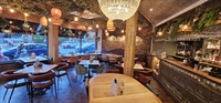 neighbourhood restaurantand cafe bar - 3