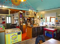 charming freehold cafe holiday - 1