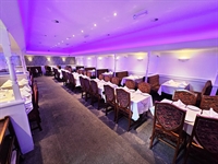 indian restaurant with 4-bed-accommodation - 3