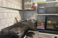 busy cafe princes risborough - 2