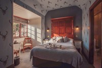 independent luxury hotel award-winning - 2