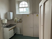 to let office storage - 3