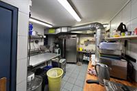 takeaway premises to let - 3