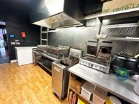hot food takeaway hyde - 1
