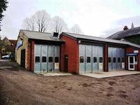 old established car mot - 1