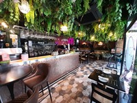 restaurant - 1