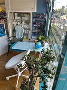 well established beauty clinic - 1