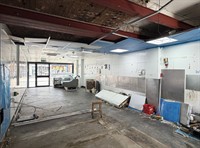 retail unit newbottle street - 3