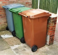 mobile wheelie bin cleaning - 3
