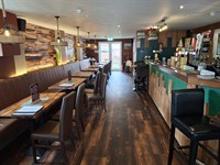 popular bar kitchen live - 2