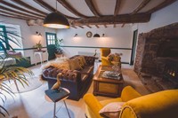 historic riverside thatched inn - 3