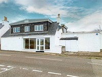 strath stores vacant retail - 1