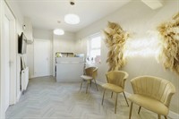 laser clinic beauty salon - 2