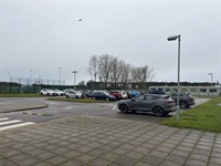 to let commercial unit - 3