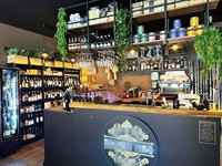 italian café restaurant wine - 3
