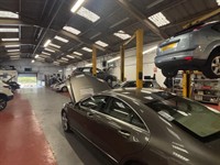 mot servicing vehicle repairs - 1