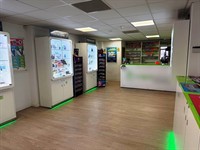 well fitted vape shop - 2