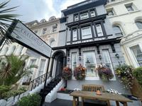 elegant victorian 12-bedroom hotel - 1