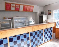 closed double-fronted fish chip - 3