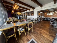 popular eatery pub bar - 3