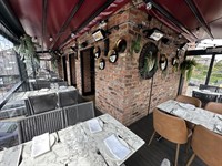 restaurant didsbury - 3