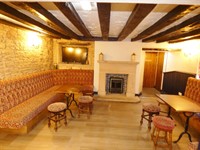 market town centre pub - 3